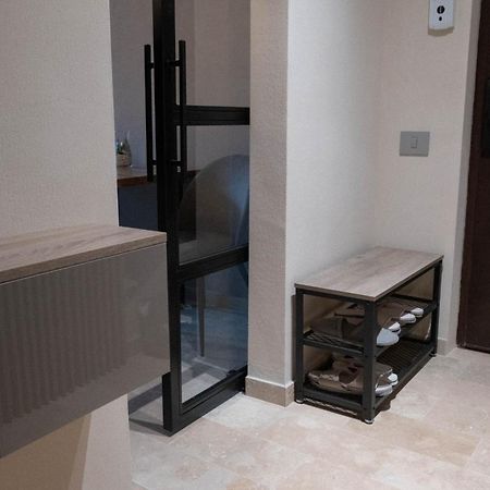 Cosy 2 Rooms Apartment In The Center Of The City 부쿠레슈티 외부 사진