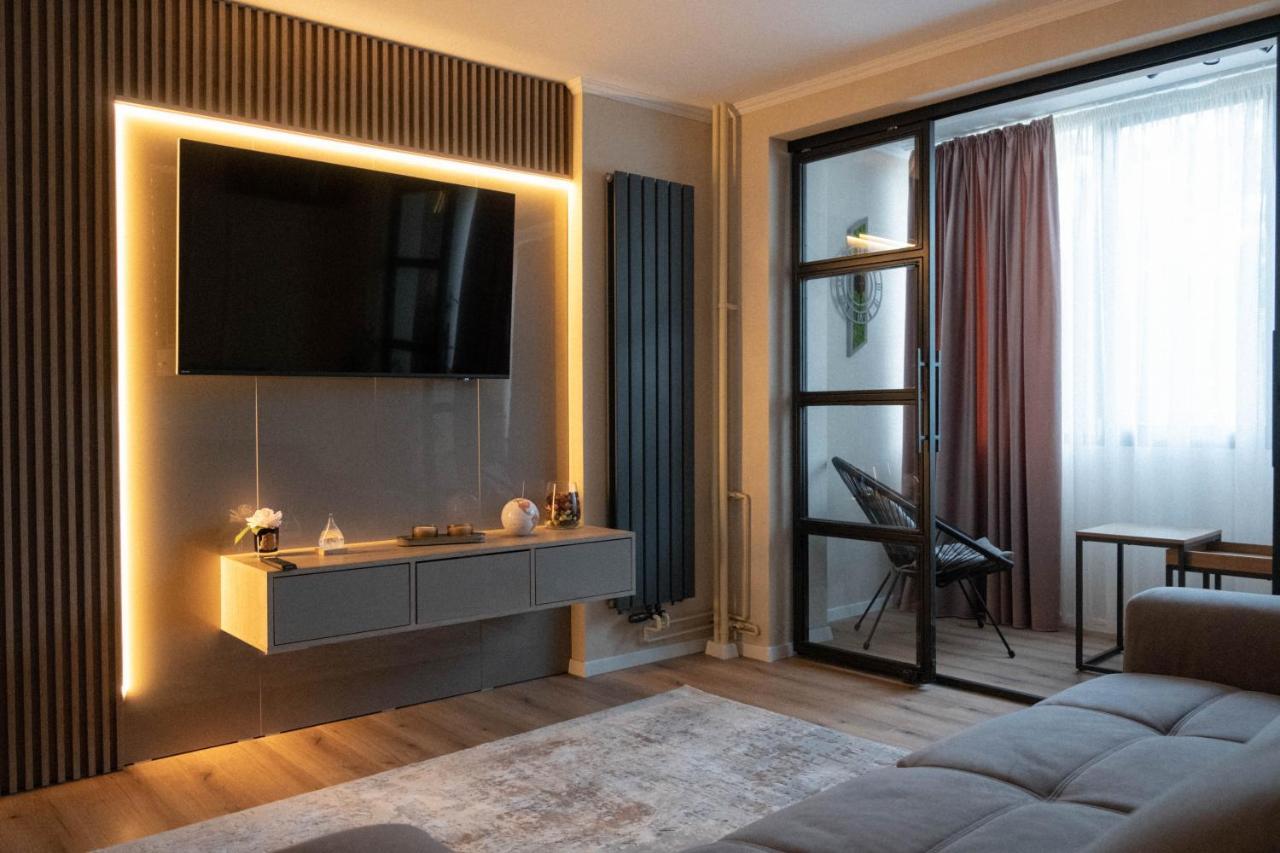Cosy 2 Rooms Apartment In The Center Of The City 부쿠레슈티 외부 사진