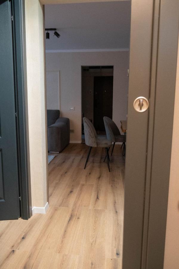 Cosy 2 Rooms Apartment In The Center Of The City 부쿠레슈티 외부 사진